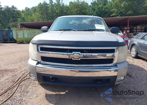 2007 Chevrolet Silverado C1500 z USA, uszkodzony, nr VIN 2GCEC19C671625176